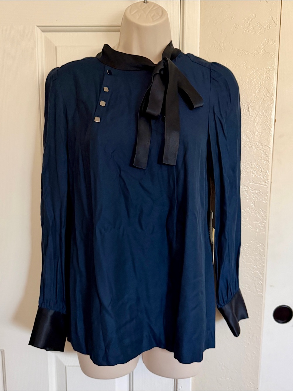 NWT$158 Anthropologie MINT by Jodi Arnold Silk Blouse Navy Black Sz 4, Small